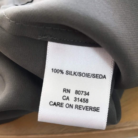 BCBG MAXAZRIA charcoal grey 100% silk dress,faux wrap bodice pleat sleeve detail - Picture 9 of 11